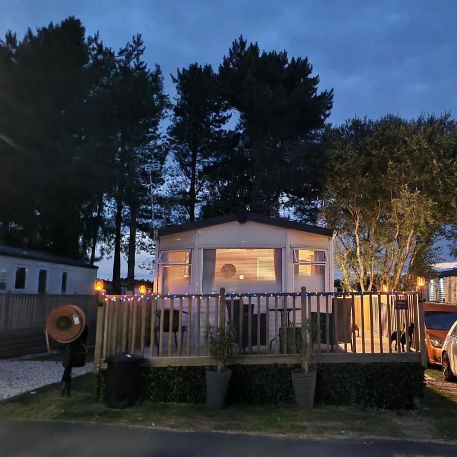 Willa The Hygge Retreat At 7 Lakes Country Park, Lincolnshire Crowle  Zewnętrze zdjęcie